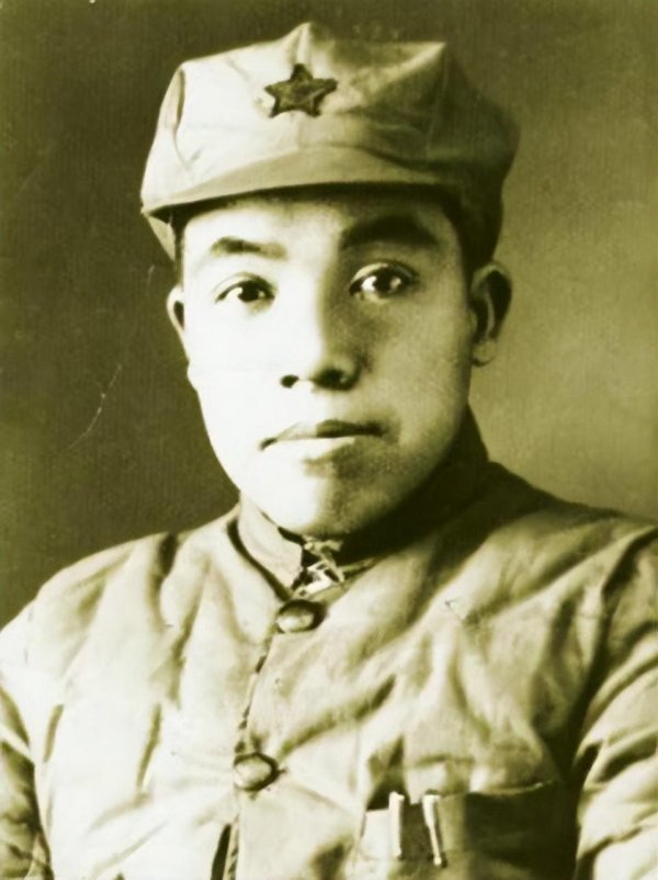 仁信优配 蒋介石释放中共人员，毛主席却找不到毛泽民，4年后才知凶手是谁